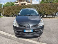 Usado Renault Clio II LE 75 CV (55 kW) 2008 Negro Berlina