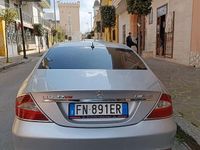 Usata Mercedes CLS320 224 CV (164 kW) 2006 Grigio Coupé