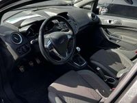 Usata Ford Fiesta ST-Line 95 CV (69 kW) 2017 Grigio Berlina