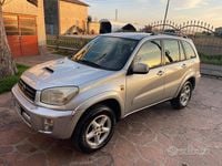 Usata Toyota RAV4 2002 Grigio SUV