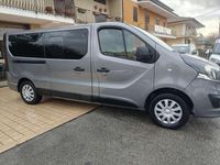 Usata Opel Vivaro 145 CV (106 kW) 2017 Grigio Monovolume