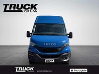 Usata Iveco Daily 136 CV (100 kW) 2020 Blu Berlina