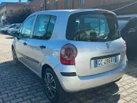 Usata Renault Modus 68 CV (50 kW) 2006 Grigio Monovolume