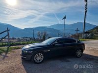 Usata Jaguar XE R-Sport 180 CV (132 kW) 2018 Nero Berlina