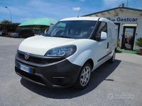Usata Fiat Doblò 120 CV (88 kW) 2018 Bianco Monovolume