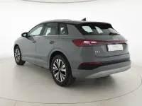 Käytetty Audi Q4 e-tron Advanced 210 kW (286 HP) 2025 Harmaa Katumaasturi