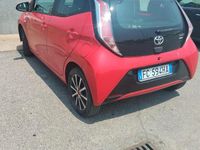 Usata Toyota Aygo 69 CV (50 kW) 2016 Rosso Utilitaria