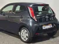 Usata Toyota Aygo Trend 69 CV (50 kW) 2018 Grigio Utilitaria