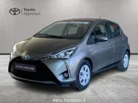 Usata Toyota Yaris Active 101 CV (74 kW) 2018 Marrone Utilitaria