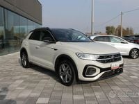 Usata VW T-Roc R-line 116 CV (85 kW) 2023 Bianco SUV