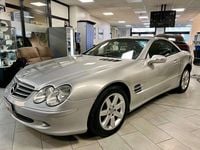 Usata Mercedes SL350 245 CV (180 kW) 2004 Grigio Cabrio