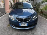 Usata Lancia Ypsilon 69 CV (50 kW) 2022 Blu Utilitaria