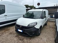 Usata Fiat Doblò Easy 90 CV (66 kW) 2022 Bianco Monovolume