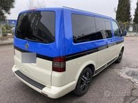 Usata VW Caravelle 131 CV (96 kW) 2008 Blu Furgone
