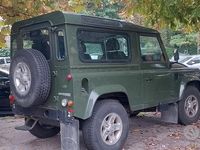 Usata Land Rover Defender 122 CV (89 kW) 2007 Verde SUV