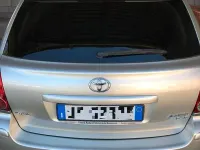 Usata Toyota Avensis 126 CV (92 kW) 2009 Grigio Station wagon