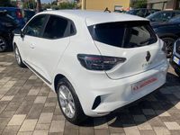 Nuova Renault Clio V Evolution 101 CV (74 kW) 2025 Bianco Berlina