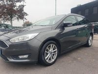 Usata Ford Focus Titanium 119 CV (87 kW) 2017 Grigio Station wagon
