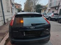 Usata Ford Focus 90 CV (66 kW) 2007 Nero Berlina