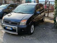 Usata Ford Fusion 80 CV (58 kW) 2008 Grigio Utilitaria