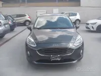 Begagnad Ford Fiesta Titanium 75 HK (55 kW) 2022 Grå Halvkombi