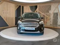 Usata Ford Kuga Titanium S 120 CV (88 kW) 2017 Grigio SUV