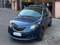 Usata Lancia Ypsilon Gold 69 CV (50 kW) 2021 Blu/azzurro Utilitaria