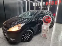 Usata Peugeot 208 Active 68 CV (50 kW) 2013 Nero Utilitaria