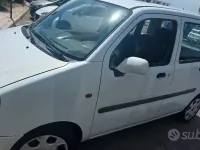 Usata Opel Agila 58 CV (42 kW) 2001 Monovolume