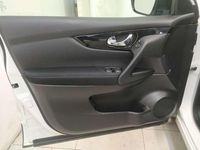 Usata Nissan Qashqai N-Connecta 131 CV (96 kW) 2017 Bianco SUV