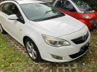 usata Opel Astra SPORT TOURER CDTi