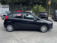 Usata Ford Fiesta 75 CV (55 kW) 2015 Nero Utilitaria