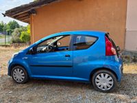 Usata Peugeot 107 68 CV (50 kW) 2007 Blu Utilitaria