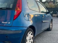 Usata Fiat Punto 60 CV (44 kW) 2000 Blu Berlina