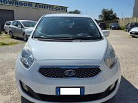 Usata Kia Venga 90 CV (66 kW) 2011 Bianco Utilitaria