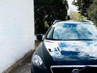 Usata Volvo V40 CC Momentum 115 CV (84 kW) 2015 Nero Station wagon
