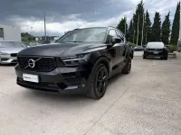 Usata Volvo XC40 Momentum 129 CV (94 kW) 2021 Nero SUV