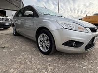 Usata Ford Focus 109 CV (80 kW) 2010 Grigio Station wagon