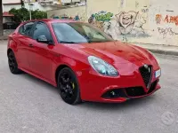 Usata Alfa Romeo Giulietta Super 120 CV (88 kW) 2018 Rosso Utilitaria