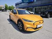 Usata Ford Mustang Mach-E Extended Range 216 kW (294 CV) 2024 Arancione SUV