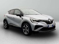 Usata Renault Captur RS Line 159 CV (116 kW) 2022 Grigio chiaro SUV