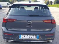 Usata VW Golf VIII Style 131 CV (96 kW) 2021 Grigio Berlina