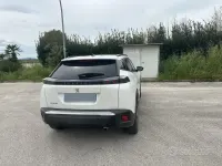 Usata Peugeot 2008 Allure 131 CV (96 kW) 2021 Bianco SUV