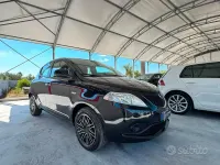 Usata Lancia Ypsilon Gold 69 CV (50 kW) 2018 Nero Utilitaria