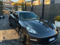 Usata Porsche Panamera 250 CV (183 kW) 2012 Grigio Utilitaria