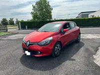 Usado Renault Clio IV 75 CV (55 kW) 2015 Rojo Berlina