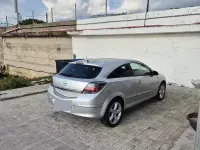 Usata Opel Astra GTC 101 CV (74 kW) 2005 Berlina