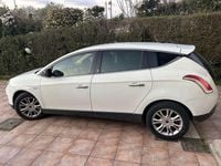 Usata Lancia Delta Gold 120 CV (88 kW) 2011 Bianco Utilitaria
