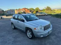 Usata Jeep Compass Sport 140 CV (102 kW) 2009 Argento SUV