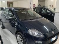 Usata Fiat Punto Young 78 CV (57 kW) 2015 Blu Utilitaria